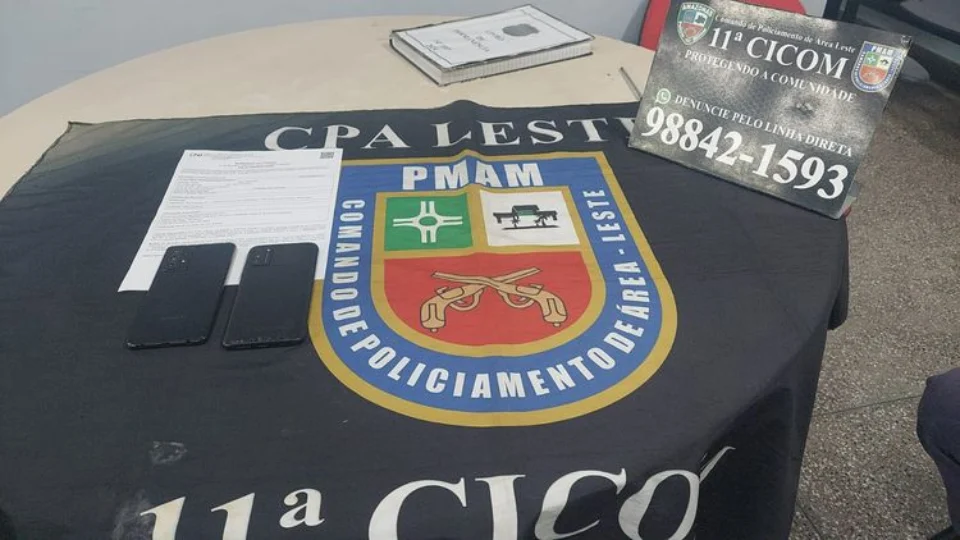 Perseguição policial termina em prisão e acidente em Manaus