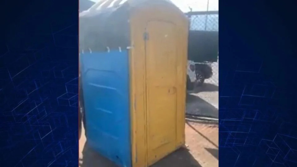 Menino de 10 anos é estuprado em banheiro químico abandonado