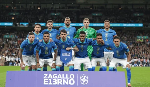 Seleção vence a Inglaterra na estreia de Dorival