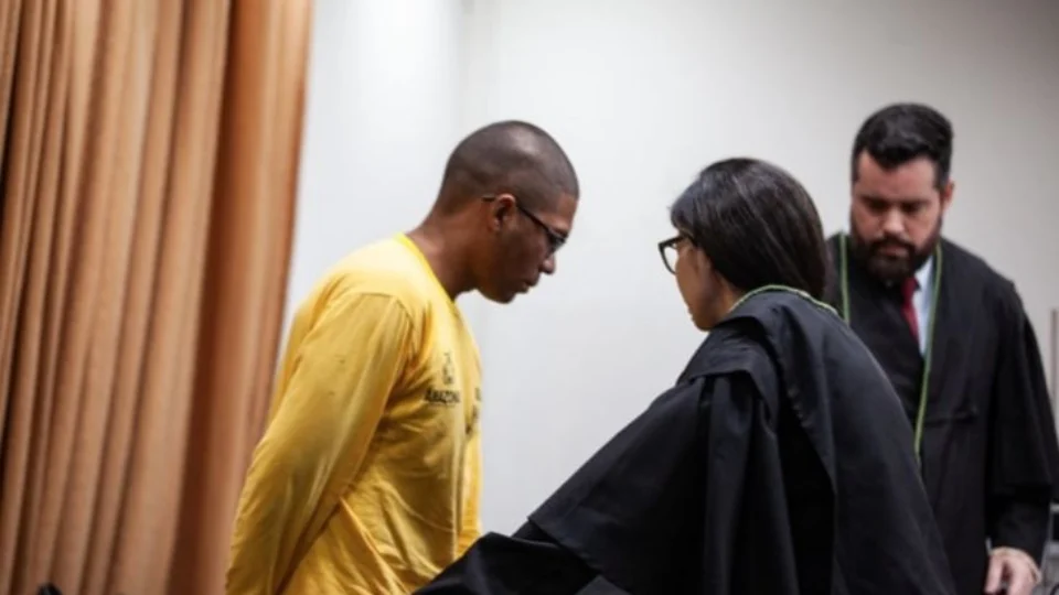 Saiu a sentença: Homem que matou esposa na frente dos filhos é condenado a 45 anos de reclusão