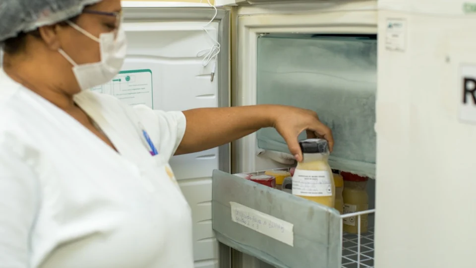 Maternidade divulga novo número para doação de leite humano