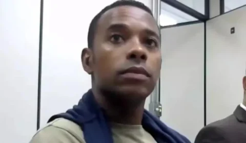 Condenado por estupro, Robinho completa 1 mês na cadeia e se inscreve para trabalhar