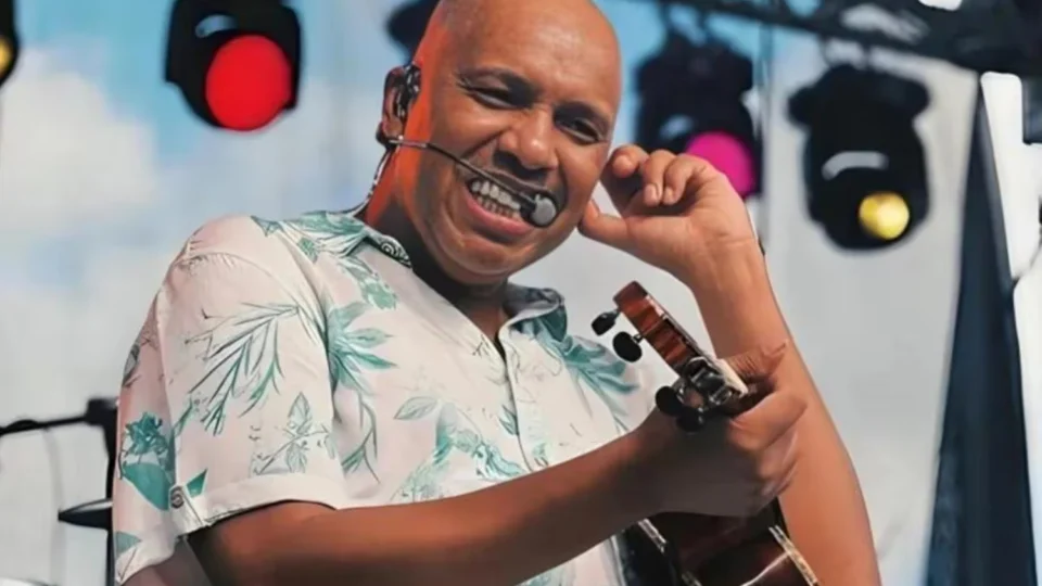 Corpo de Anderson Leonardo é velado neste domingo (28) no Rio