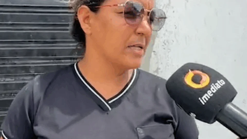 Prefeitura desapropria estrutura de comércio na Avenida Brigadeiro Hilário Gurjão no bairro Jorge Teixeira