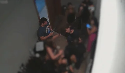 Vídeo: PM de folga atira em pé de funcionária de casa de show durante briga em Manaus