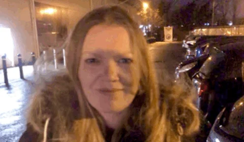 Professora confessa ter esfaqueado namorado até a morte e escondido o corpo no jardim