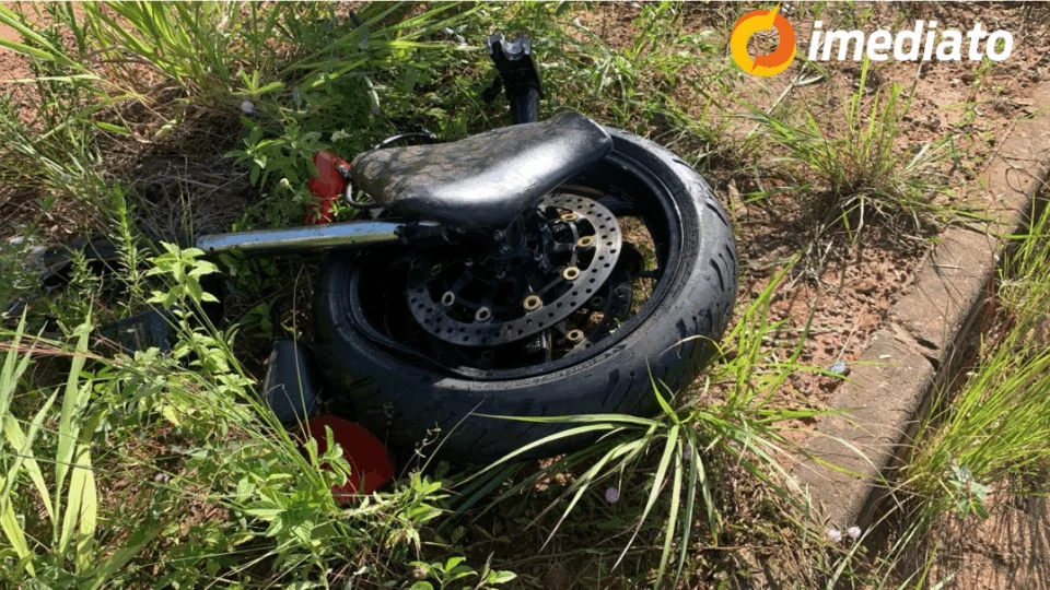 Motociclista morre e moto explode em grave acidente na AM-070