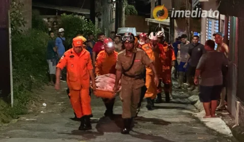 Idosa Fica Ferida Após Desabamento de Laje em Manaus