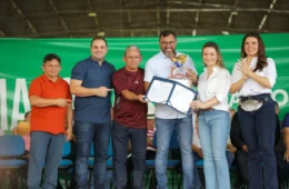 Em Borba, Wilson Lima entrega investimentos de R$ 34 milhões, incluindo pavimentação do Ramal do Mapiá