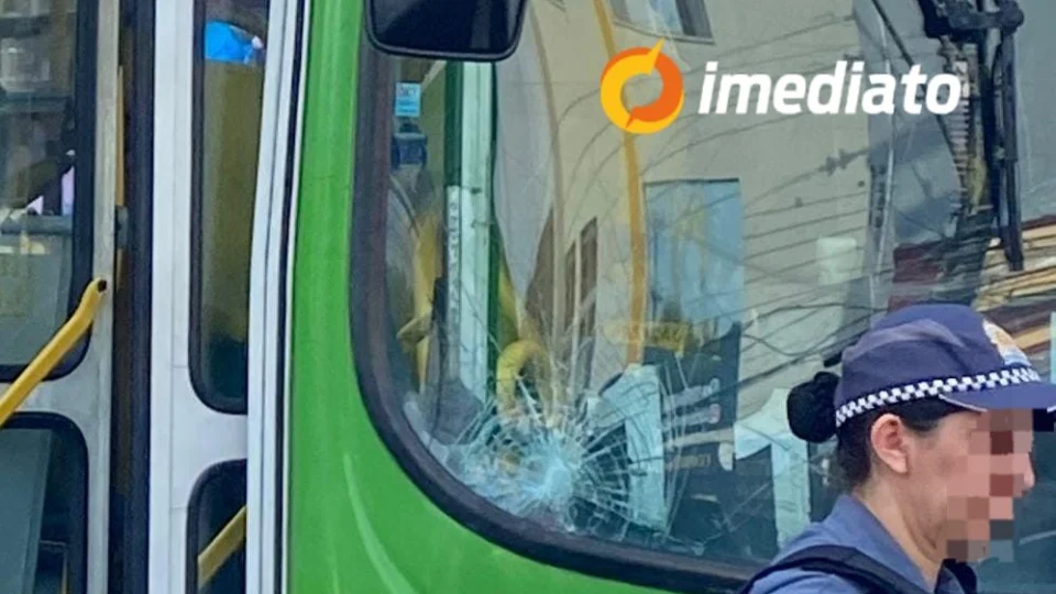 Idoso, de 79 anos, morre após ser atropelado por ônibus no centro de Manaus; família pede  justiça