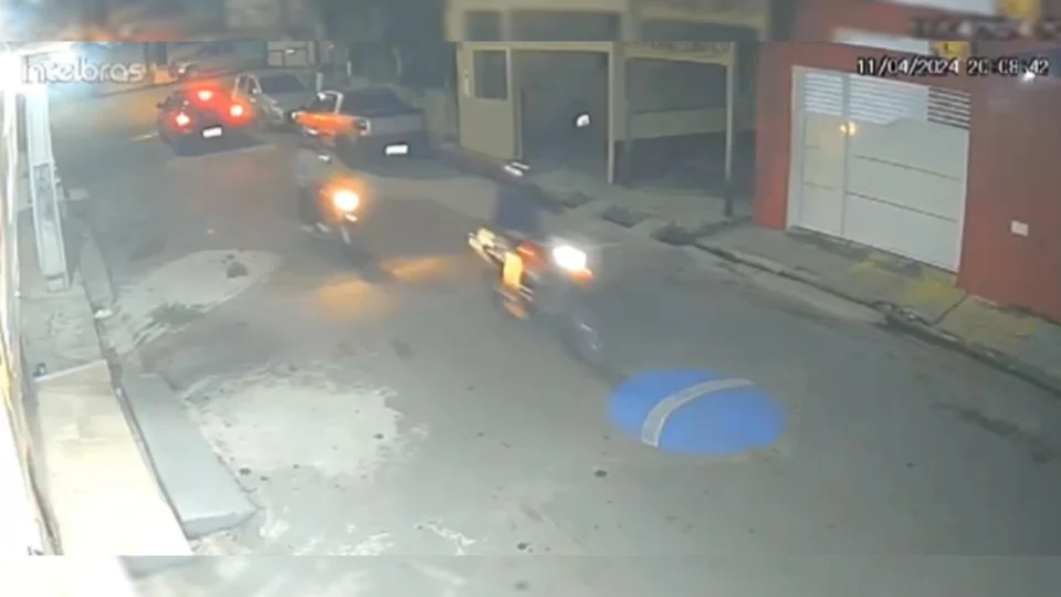 Motorista de aplicativo é assaltado ao terminar uma corrida em Manaus