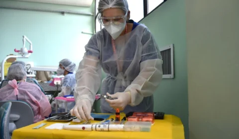 Projeto da UEA oferece atendimento odontológico a vítimas de traumas