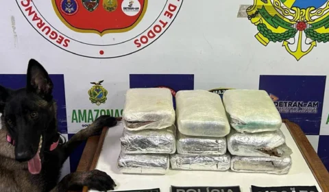 Trio é preso com mais de 11 kg de skunk em embarcação