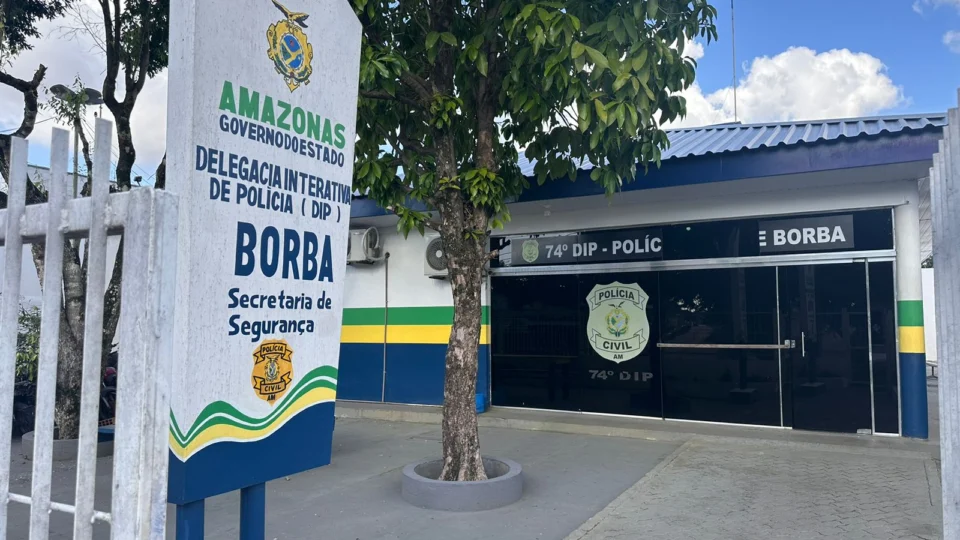 Homem é preso por estupra enteada de 7 anos em Borba