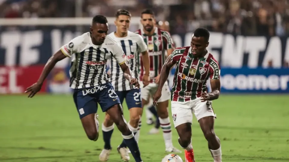 Fluminense arranca empate com Alianza Lima na Libertadores