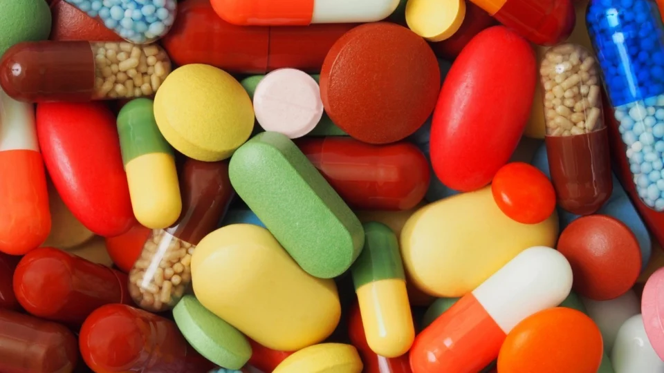 Brasileiros Reduzem Gastos com Saúde Privada e Elevam Despesas com Medicamentos Aponta IBGE