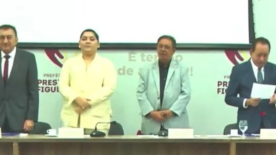 Desembargadores Elci Simões e Yedo Simões são homenageados com o título de Cidadãos Honorários de Presidente Figueiredo  