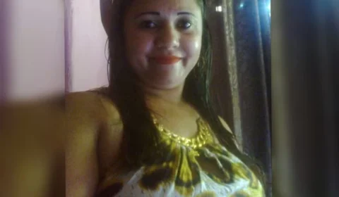 Mãe é morta a facadas e filha adolescente fica ferida após casa ser invadida por criminosos