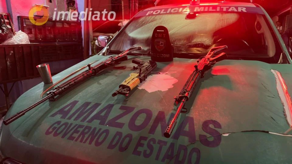 Policiais da 11ª CICOM acabam de apreender armamentos de guerra no Ouro Verde