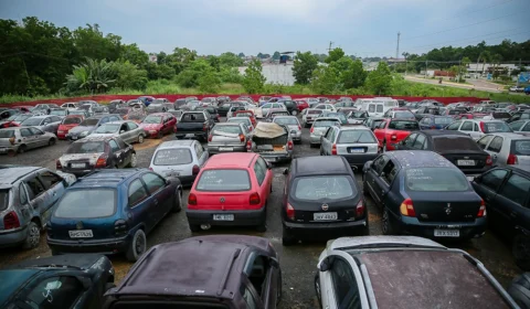 Detran-AM: Visitação para o primeiro leilão de sucatas do ano começa nesta quinta-feira