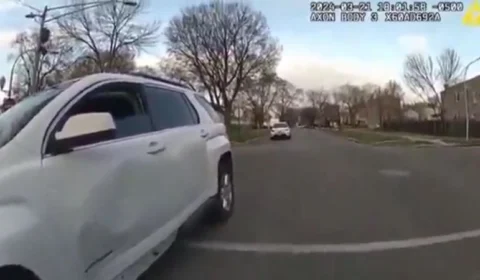 VÍDEO: Jovem é morto com quase 100 tiros em abordagem policial nos EUA