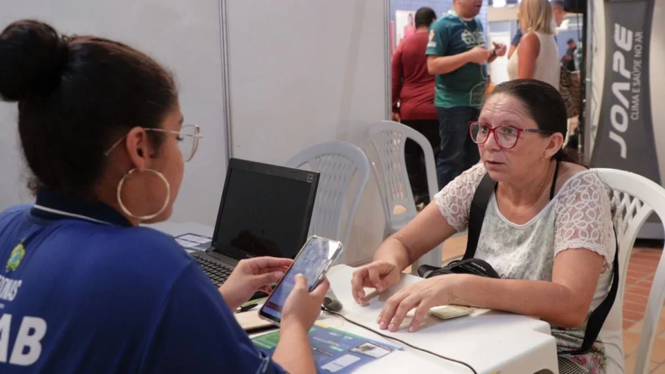 Suhab oferece serviços de renegociação de dívida e emissão de boletos na 4ª edição da Câmara Cidadã