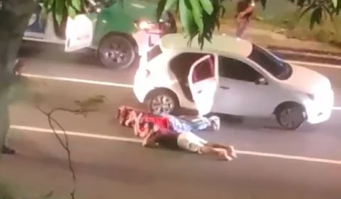 VÍDEO: Veja o momento em que polícia prende assaltantes na Av Cosme Ferreira; Onze celulares foram recuperados