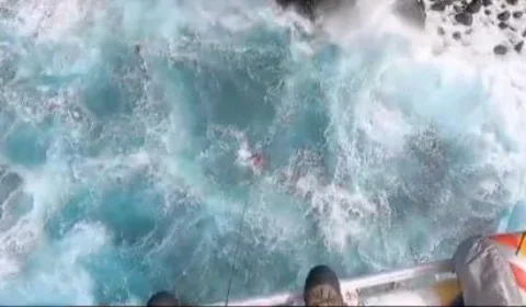 Turista morre após cair no mar enquanto tirava fotos nas Ilhas Canárias; Veja vídeo