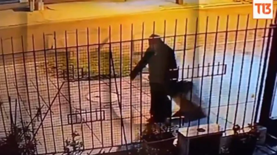 Mulher vestida de freira abandona corpo dentro de mala no Chile; Veja vídeo