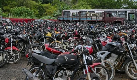 Leilão de sucatas começa nesta Terça (16)