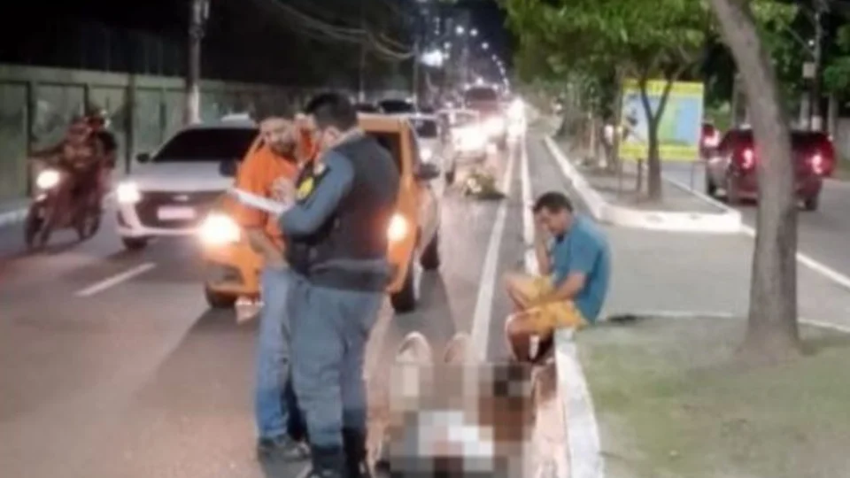 Acidente na Avenida Efigênio Salles deixa homem ferido