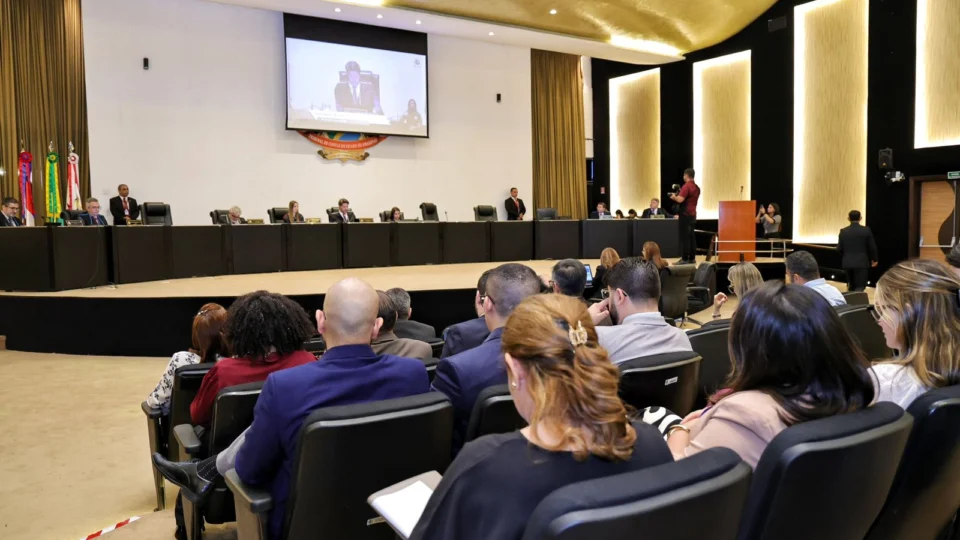 TCE-AM determina que ex-gestor da Câmara Municipal de Tapauá devolva R$ 125,7 mil aos cofres públicos