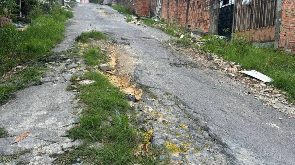 No Grande Vitória, moradores denunciam precariedade da rua Guairana