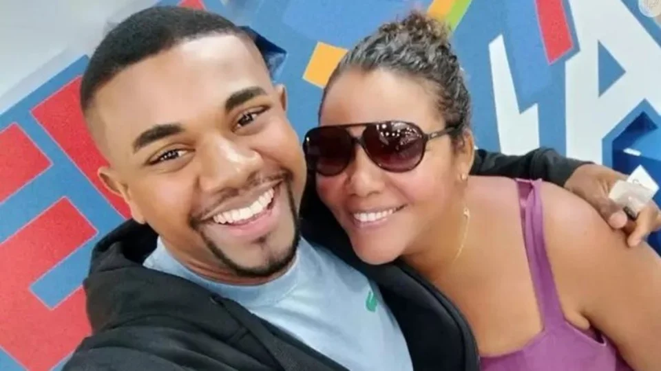 Internautas repercutem suposta separação de Davi Brito e Mani Reggo: ‘Chutou a esposa’