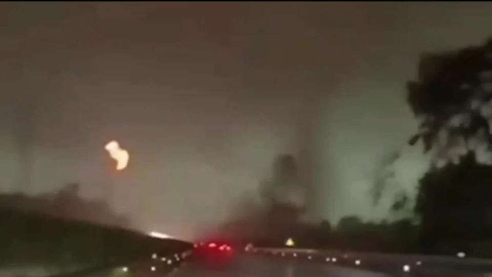Passagem de tornado na China deixa 5 mortos e 33 feridos