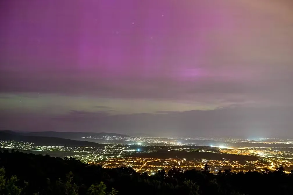 Tempestade solar causa rara aurora austral na Argentina e no Chile