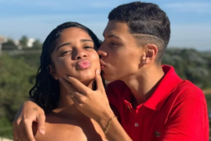 Após chocar web Influenciadora de 12 anos esclarece lua de mel