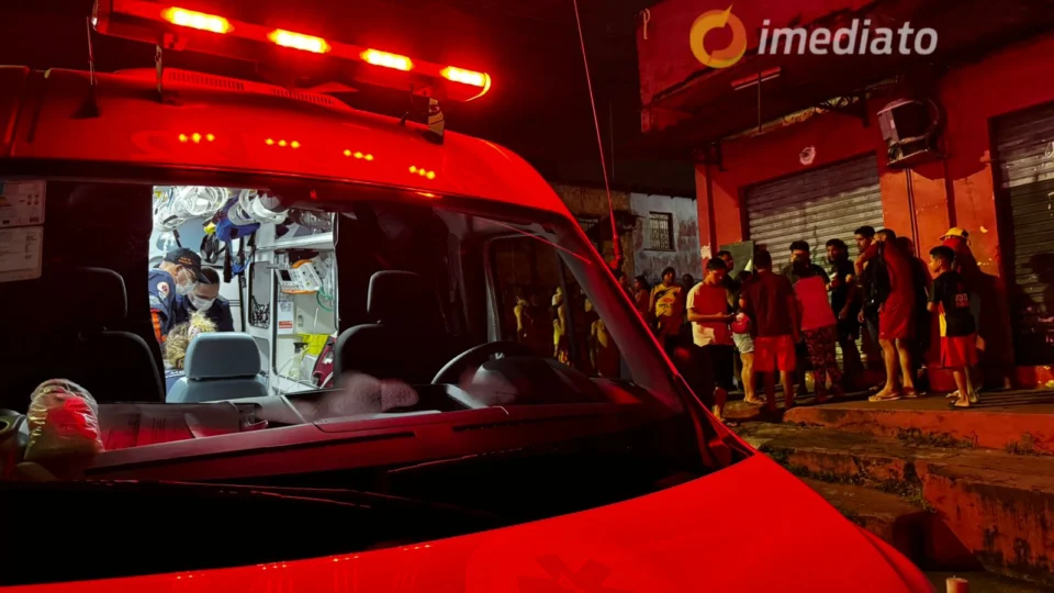 Barbeiro é atingido na cabeça por disparos de arma de fogo no bairro do Mutirão; A vítima foi socorrida com vida