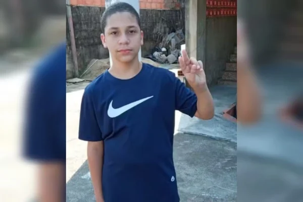 Dois adolescente são presos por envolvimento em morte de estudante vítima de bullying