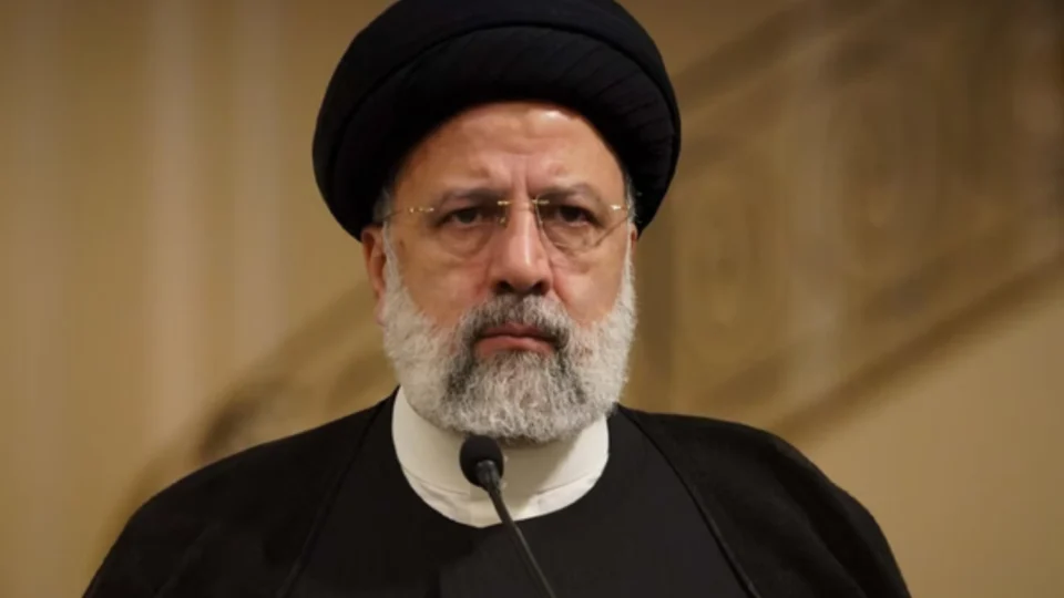 Buscas pelo presidente do Irã, Ebrahim Raisi, continuam após acidente de helicóptero
