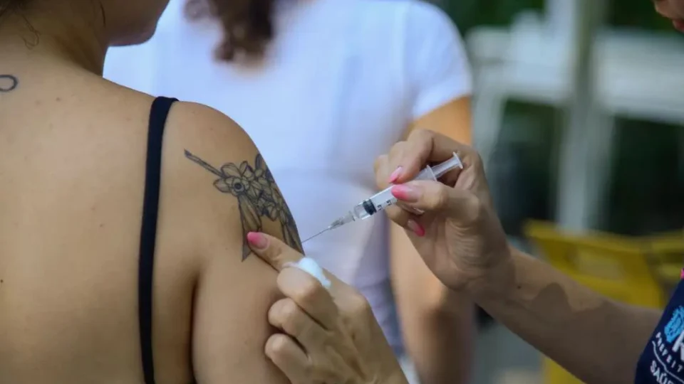 Campanha de vacinação contra gripe é ampliada para público acima de 6 meses