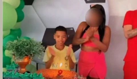 Vídeo: criança comemora aniversário antes de ser morta em chacina