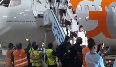 Flamengo chega em Manaus para confronto com o Amazonas FC