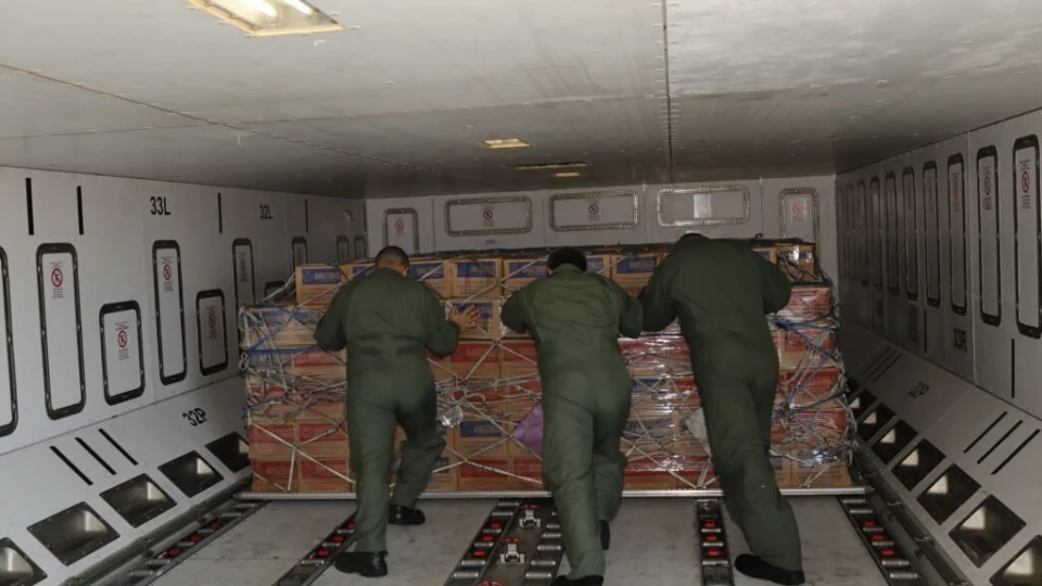 Governo do Amazonas envia 30 mil copos de água para o Rio Grande do Sul