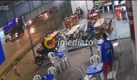 VEJA VÍDEO: Funcionário de lanchonete é baleado durante assalto no Monte das Oliveiras