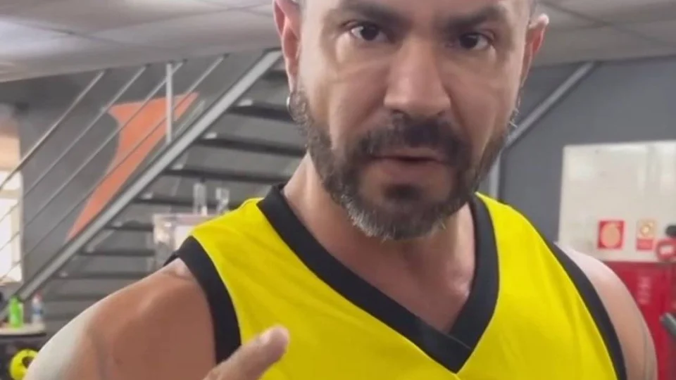 Personal Trainer Bruno Fidelis enfrenta reação negativa ao tentar justificar acusações de importunação sexual