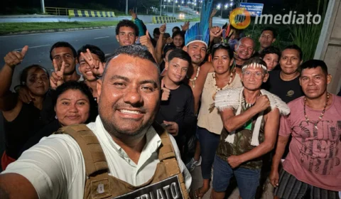 Moradores de comunidade indígena tentam capturar criminosos que apedrejam carros na Avenida do Turismo