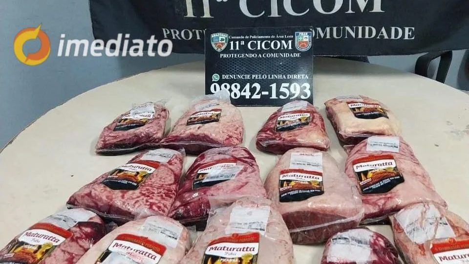 Homem é preso após tentar furtar carnes em supermercado de Manaus
