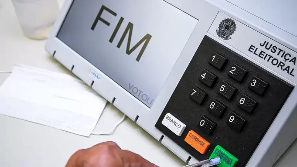 Idosa de 72 anos morre na fila de votação no Rio de Janeiro