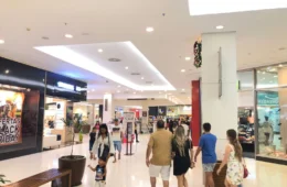 Campanha arrecada livros usados em shopping na zona oeste de Manaus